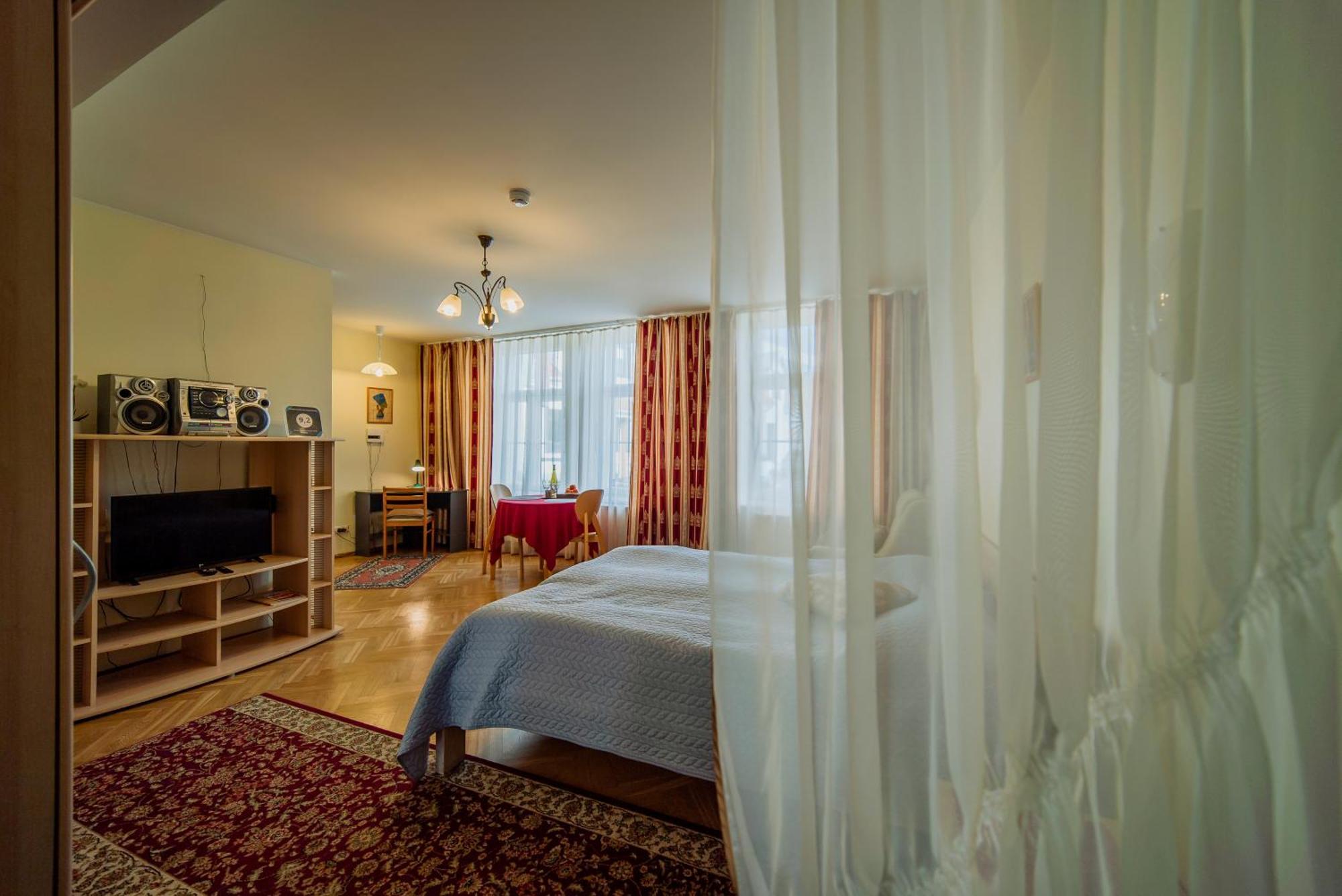 Romeo Family Uus Apartments Tallinn Exterior photo